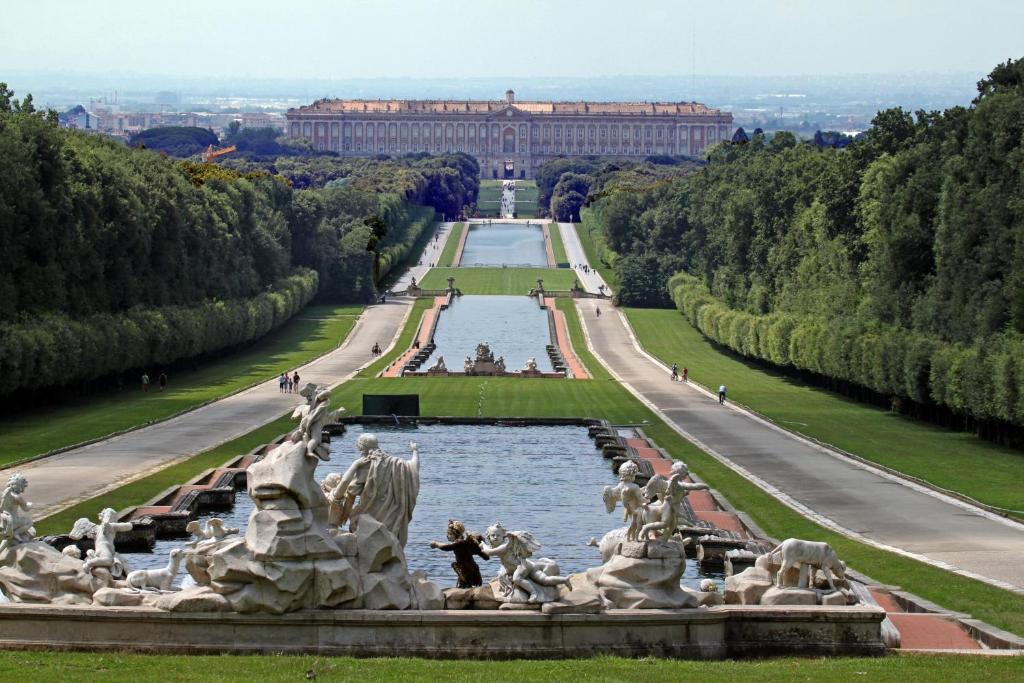 Hotel Caserta Antica Eksteriør bilde